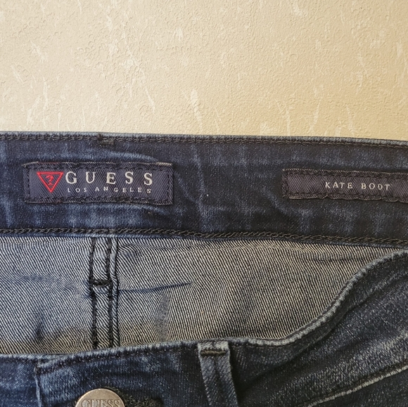 Guess Jeans Size 25 - Picture 3 of 3